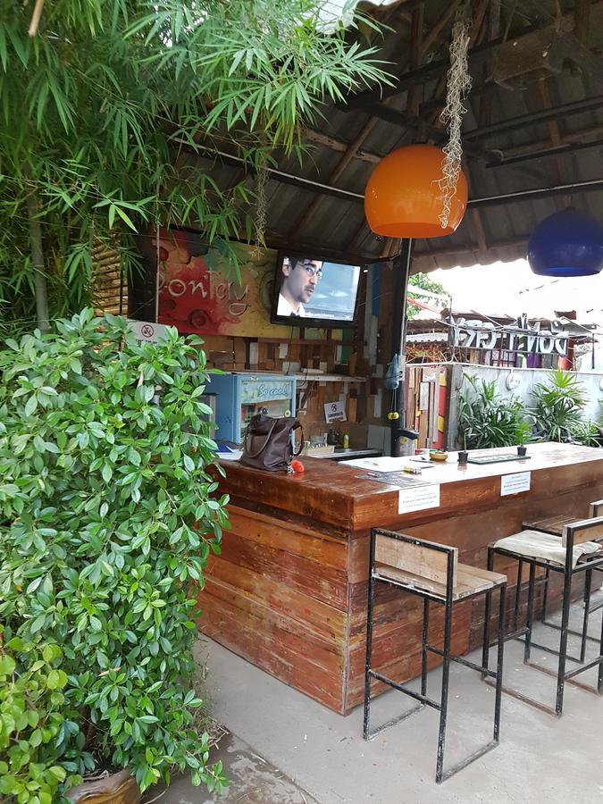 Shut Eye Party Hostel (Adults Only) Pai Εξωτερικό φωτογραφία
